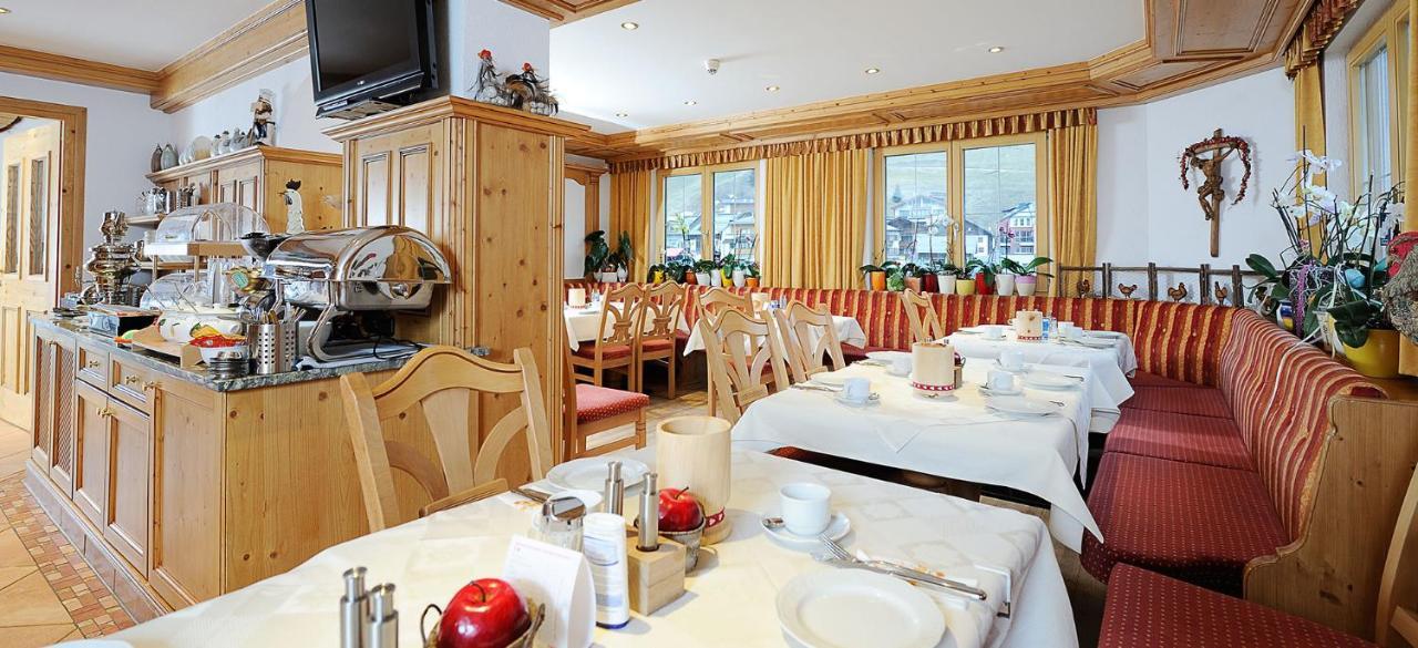 Hotel Kristall B&B Ischgl Exterior photo